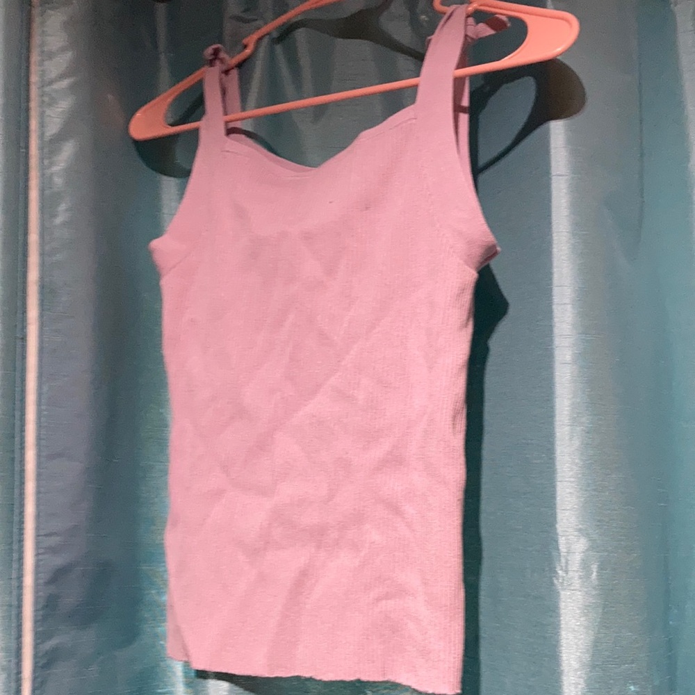 Light purple tank top